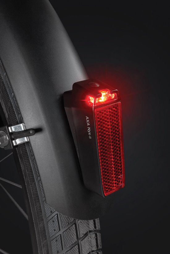 AXA Nyx Battery Fietsverlichting - LED Fietslampjes Achterlicht op Batterijen - Waterdicht - StVZO Goedgekeurd - Spatbord montage - Fietslicht met Zijzicht — afbeelding 4