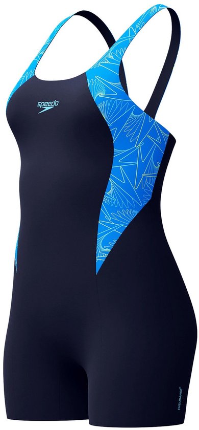 Donkerblauw Speedo badpak met blauwe print op schouderbanden en zijkanten. Benen tot halverwege de bovenbeen.