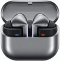 Grijze Samsung Galaxy Buds3 Pro in open oplaadcase, met oplaadindicatoren.