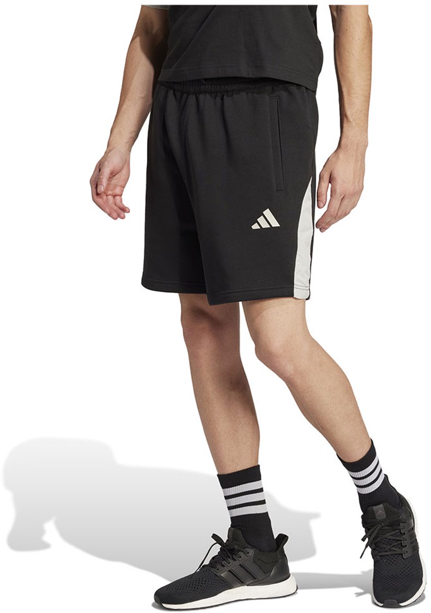 Adidas Seasonal Essentials Colorblock Korte Sportbroek S Regular Man Zwart
