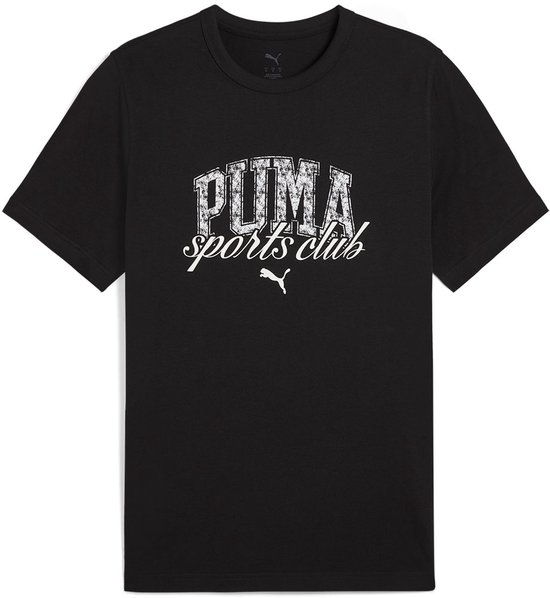 Zwart T-shirt met korte mouwen met 'PUMA sports club' opdruk in verweerde witte letters.