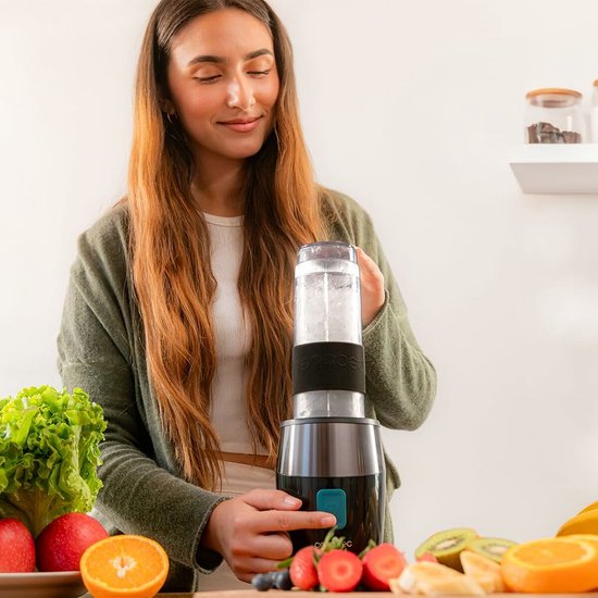 Cecotec Tragbarer Standmixer Power Titanium 900 ProGo. 900W, Inklusive 2 tragbaren Behältern à 570 ml, 4 Klingen mit schwarzer Titanbeschichtung van Cecotec — afbeelding 3