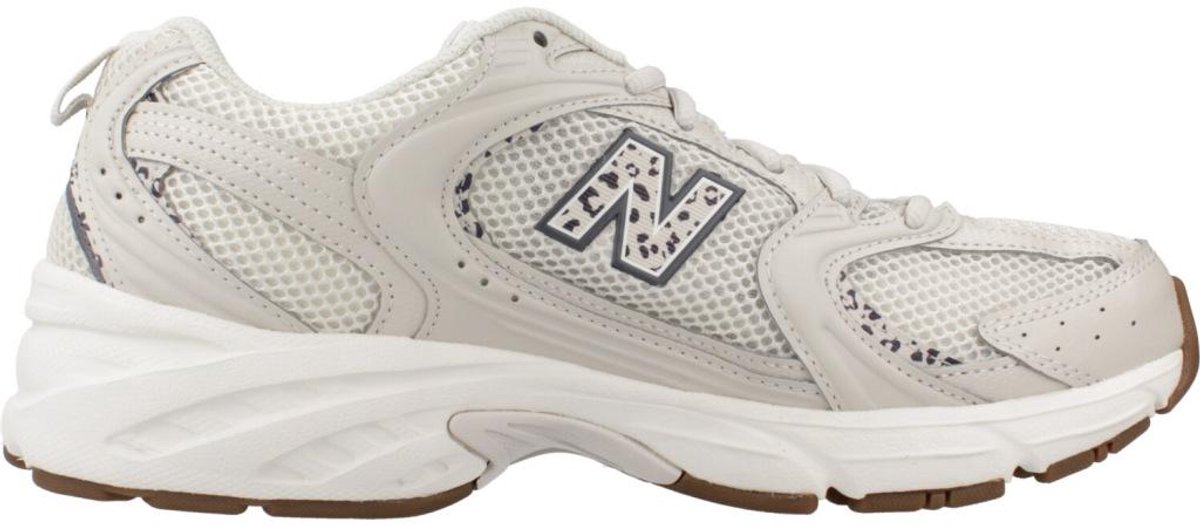 New Balance 530 Sneakers Unisex Sea Salt Leopard Wit