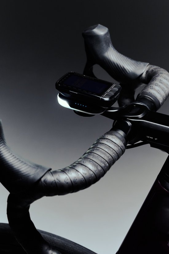 BBB Cycling Slice 300 Koplamp Fiets - 300 Lumen - USB Oplaadbaar - Garmin Ready - IPX6 Regenbestendig - Brandtijd: 25 uur - Fietsverlichting Racefiets & Mountainbike - BLS-281 — afbeelding 2