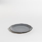 The Table grenier - assiette petit déjeuner - Ø 22 - fait main - gris