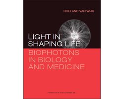 Omslag van Light in shaping life
