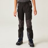 Pantalon de randonnée Tech Mountain Stretch de Regatta pour enfants, Pantalon d'extérieur avec finition déperlante, noir