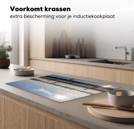 KitchenYeah® Inductie beschermer 80x52 cm - Rotterdam - Skyline - Water - Kookplaataccessoires - Afdekplaat voor kookplaat - Inductiebeschermer - Inductiemat - Inductieplaat mat