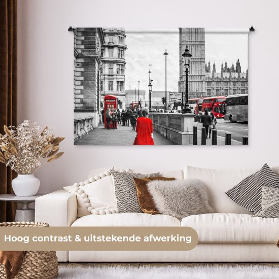 Wandkleed Rood zwart wit - Zwart-wit foto van een vrouw in een rode jurk Wandkleed katoen 120x80 cm - Wandtapijt met foto