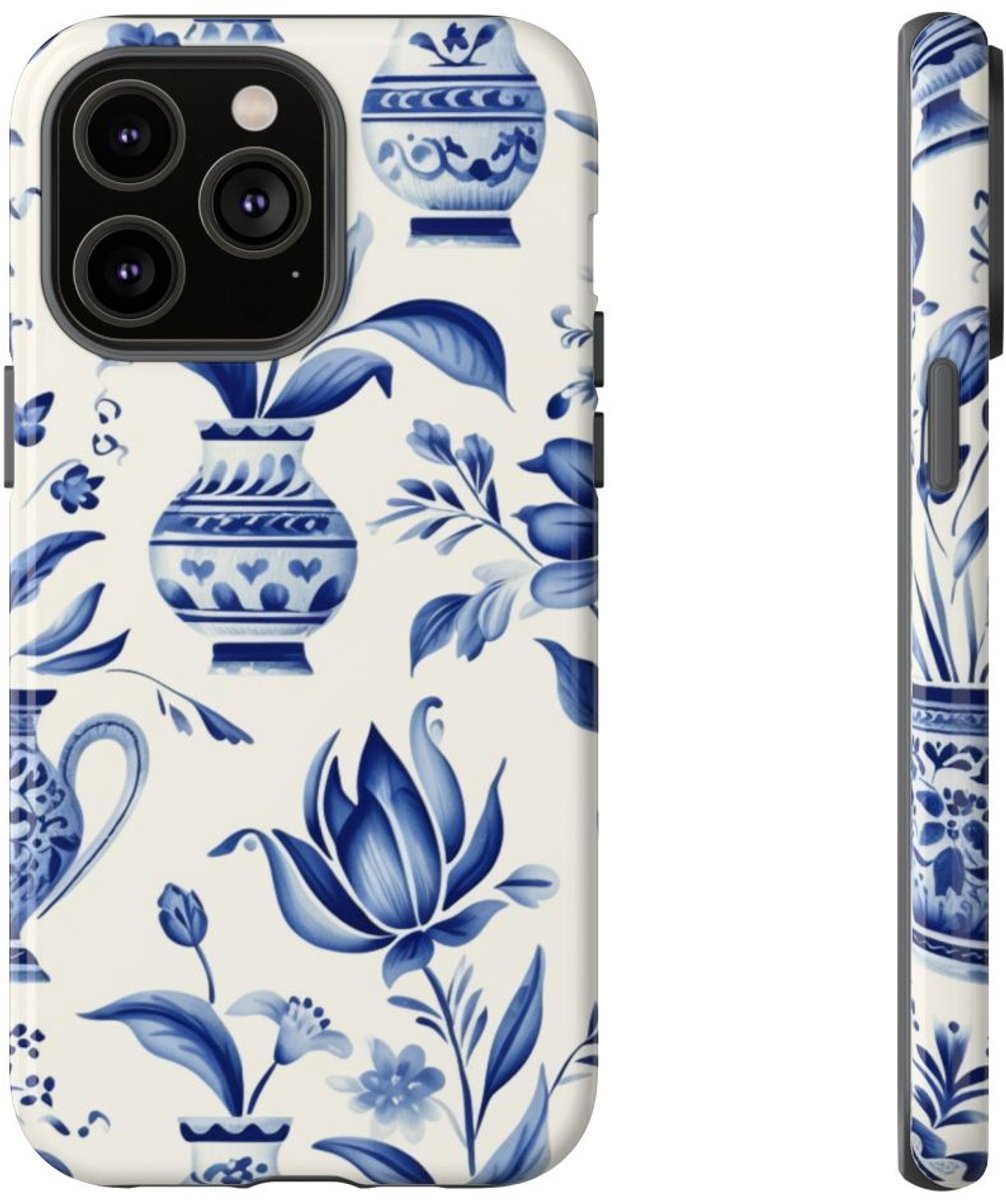 Blauw Bloemmotief met Delfts Vaaspatroon – Telefoonhoesje Geschikt voor iPhone 14 Pro Max