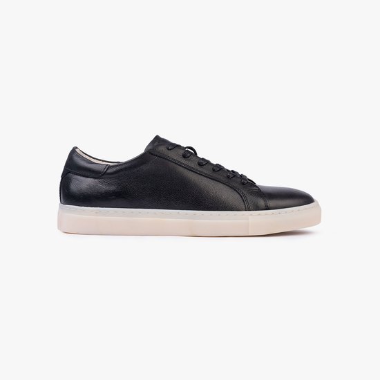 Finn LC1 Cuir Noir