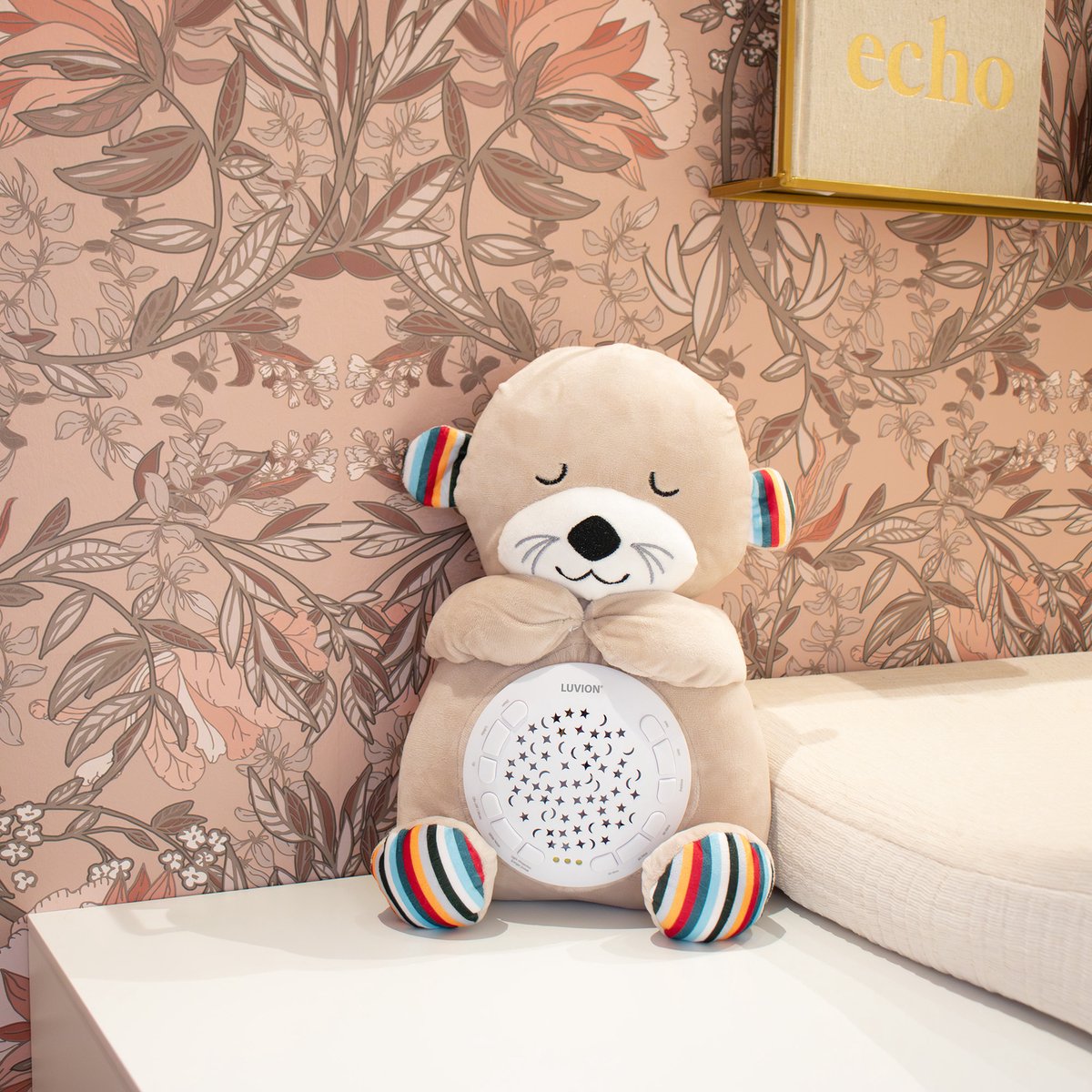 LUVION® Otter Knuffel - Sterrenhemelprojector - White noise machine voor baby en kind - Interactieve knuffel 30cm met hartslag geluid, slaapliedjes en sterrenhemel projector — afbeelding 5