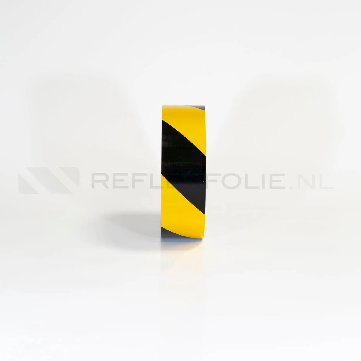 Markeringsband retroreflecterend per meter | Reflexfolie Geel/zwart / Rechtswijzend / 22,5m / 50mm