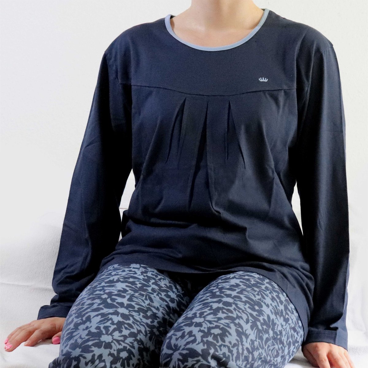 Medaillon Dames Pyjama - Lange Mouw - Plooien - Donker Blauw