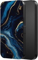 Étui de téléphone Smartphonica adapté à iPhone 15 Pro Max Housse de Bookcase en similicuir avec languette magnétique et porte-cartes avec imprimé marbre Blauw Goud adapté à iPhone 15 Pro Max