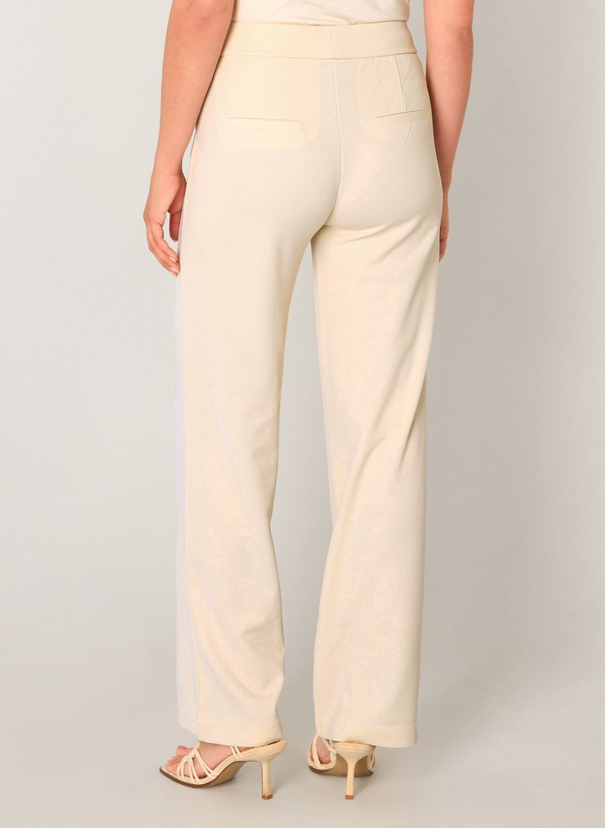 BASE LEVEL Yarah Broek - Light Beige - maat W40 / L30