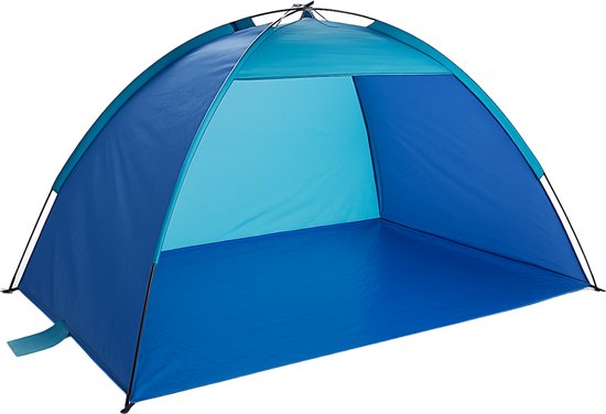 Een blauwe en turquoise strandtent met open voorkant op een witte achtergrond.