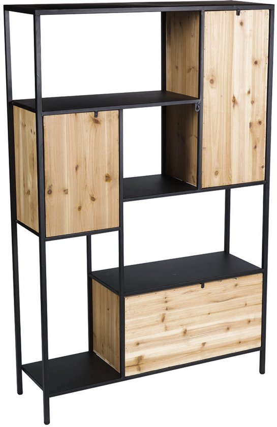 Boekenkast met houten deuren en vakken, zwart metalen frame.