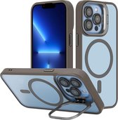 Cadorabo Hoesje geschikt voor Apple iPhone 13 PRO in Grijs geschikt voor MagSafe en standfunctie inclusief cameralensbescherming TPU-siliconenrand