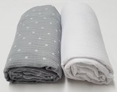 little feet - twee hydrofiele doeken - 125 x 120 cm - XL - large - grijs - sterretje - wit