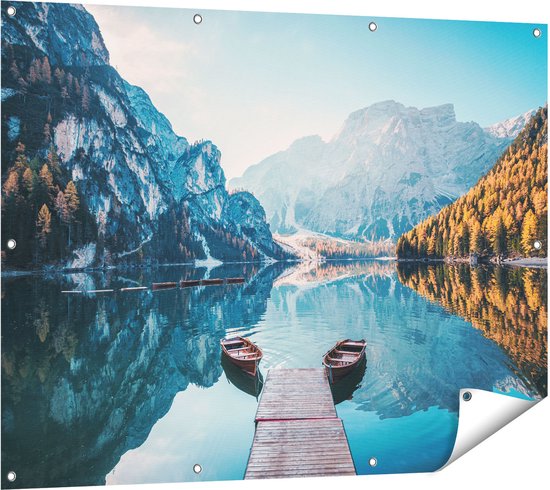 Affiche de jardin du Gards Deux bateaux sur le lac en Montagnes - 120x90 cm - Toile de jardin - Décoration de jardin - Décoration murale extérieur - Tableau de jardin