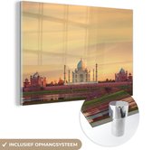 MuchoWow® Glasschilderij 180x120 cm - Schilderij acrylglas - Uitzicht op de Taj Mahal in India - Foto op glas - Schilderijen