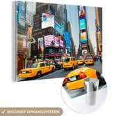 MuchoWow® Glasschilderij 90x60 cm - Schilderij acrylglas - New York - Taxi - Geel - Foto op glas - Schilderijen