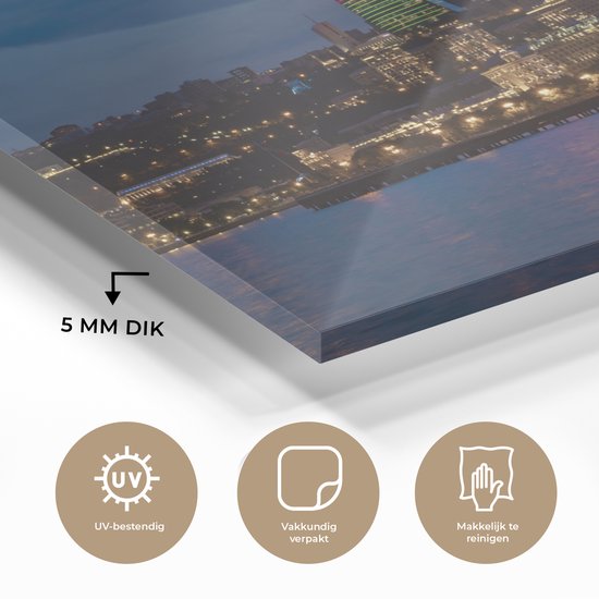 MuchoWow® Glasschilderij 90x60 cm - Schilderij acrylglas - Gekleurde Flame Towers in Azerbeidzjan - Foto op glas - Schilderijen