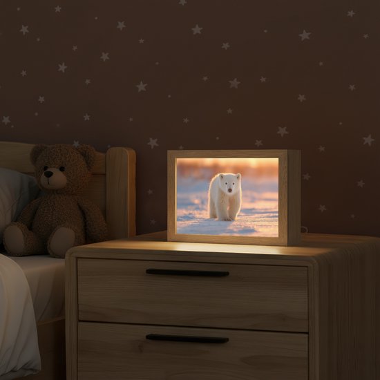 Nachtlampje 20x15 cm - Kinder lamp - Ijsbeer - Sneeuw - Zonsopgang - Tafellamp kinderkamer - Slaapkamer lamp - Bedlamp kinderen - Kinderlampje stopcontact - Wandlamp babykamer - Nachtlampjes van Merkloos — afbeelding 2