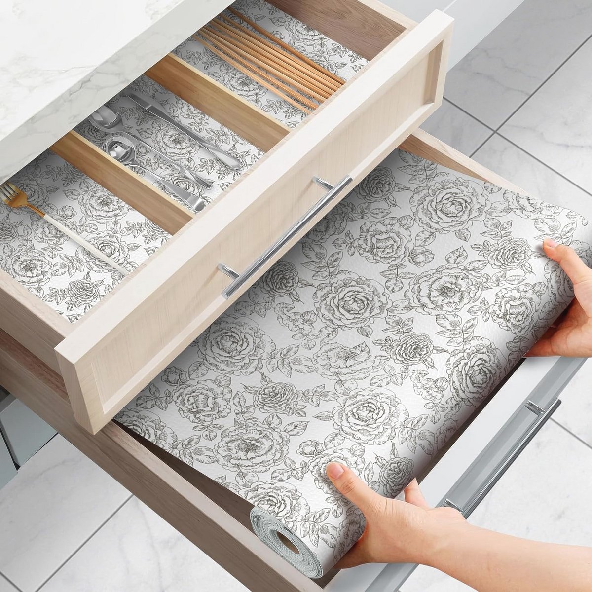 Antislipmat 30 cm x 600 cm - Veelzijdige en Wasbare Oplossing voor Keuken, Laden en Tafels
