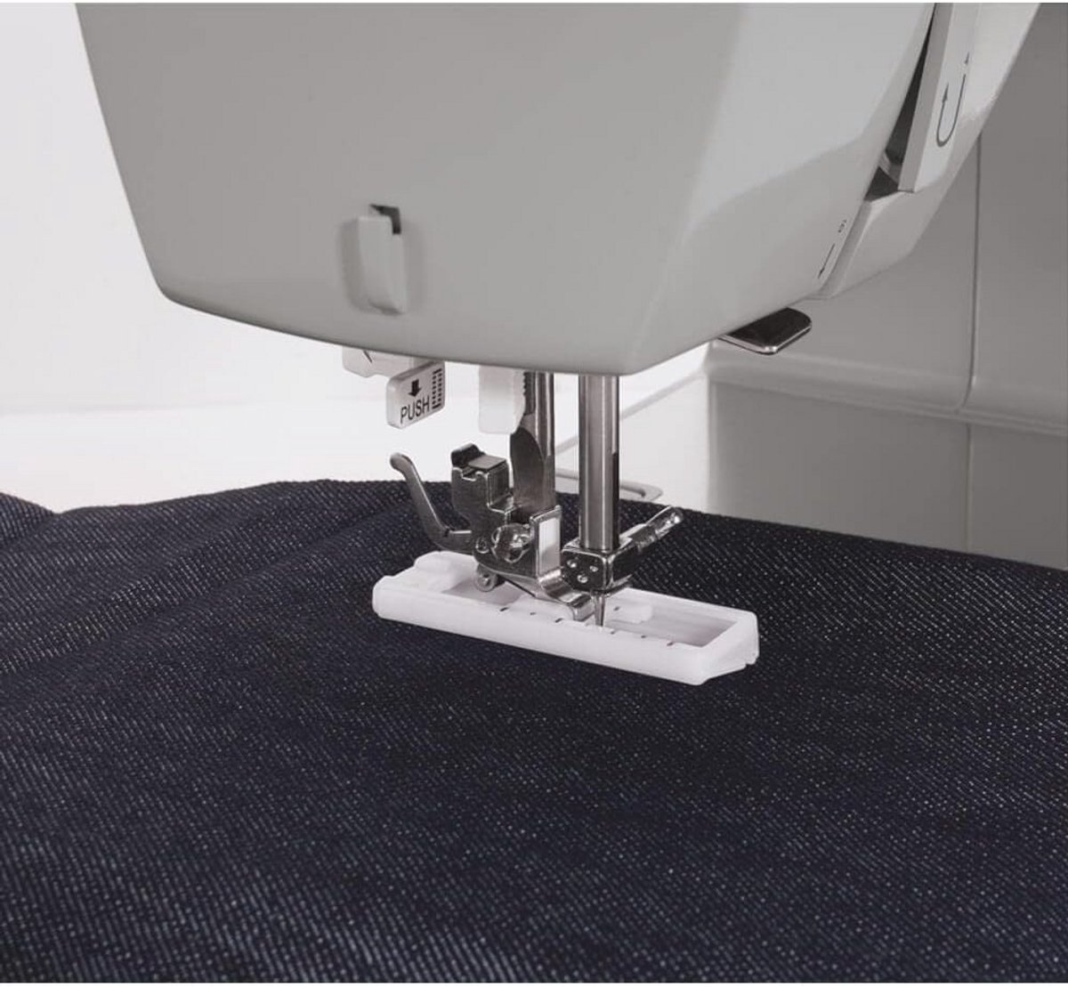 Robuuste Naaimachine met Verlengtafel voor Heavy Duty Gebruik