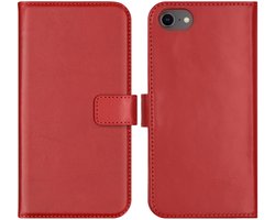 Selencia Hoesje - Geschikt voor Apple iPhone SE (2022) / SE (2020) / 8 / 7 / 6s / 6 - Echt Lederen Bookcase - Rood