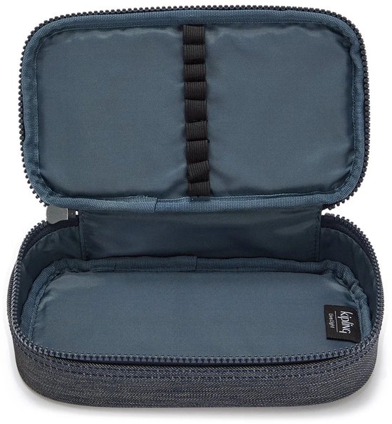 Open donkerblauwe denim etui met rits, met elastische pennenlussen en binnenvakken.