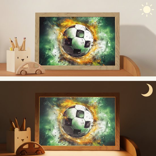 Nachtlampje 30x20 cm - Kinder lampje - Bal - Voetbal - Groen - Oranje - Rook - Tafellamp kinderkamer - Slaapkamer lamp - Bedlamp kinderen - Kinderlampje stopcontact - Wandlamp babykamer - Nachtlampjes van OnlyWow — afbeelding 4