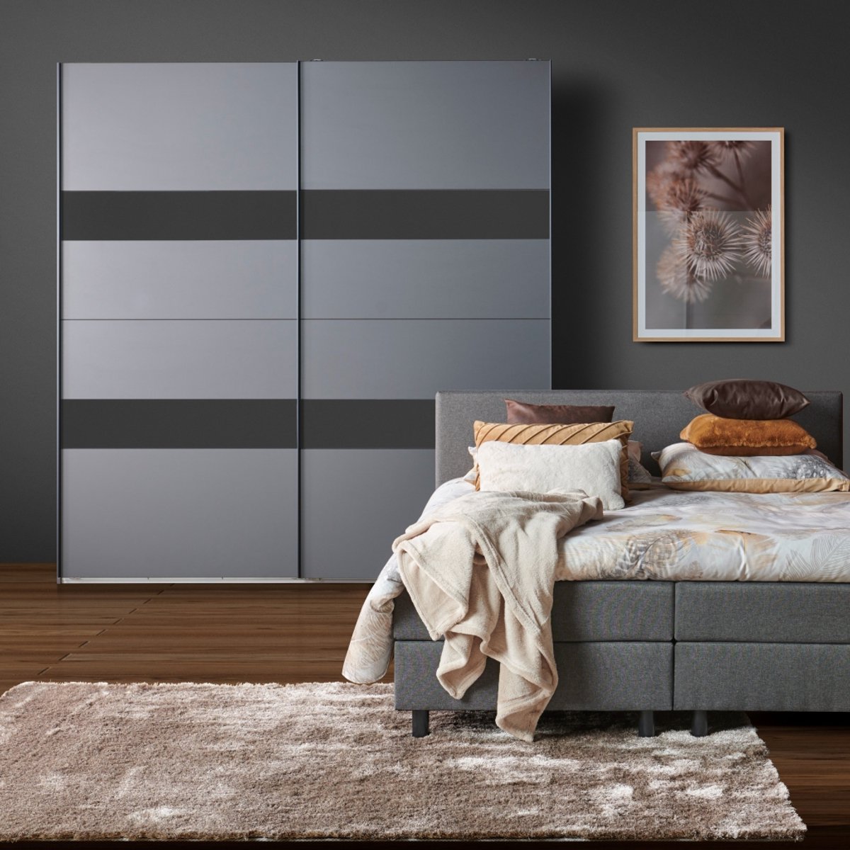 Kledingkast Mierlo - Spaanplaat - Grijs - 225x208x65 cm (BxHxD) - Schuifdeuren - Hang-legkast - Met 4 Legplanken en 2 Roedes