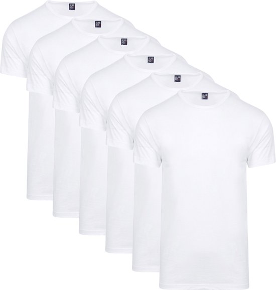 6-pack witte Alan Red T-shirts op een rij.