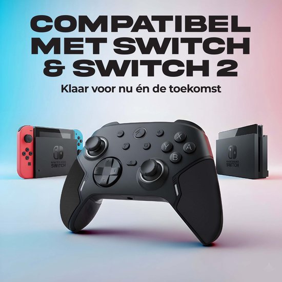 Zwarte gaming controller voor de Nintendo Switch en Switch 2, met rode en blauwe Nintendo Switch consoles op de achtergrond. Tekst: Compatibel met Switch & Switch 2.