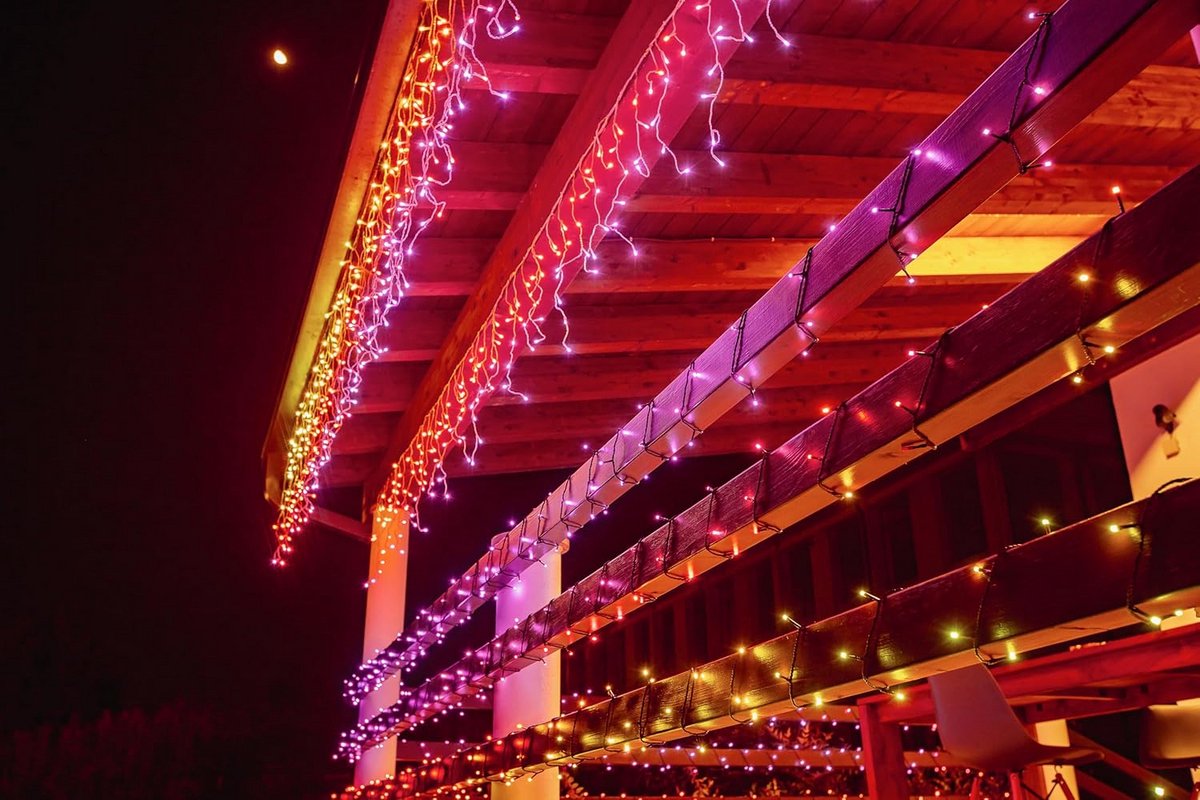 Twinkly Icicle LED Cascade Lichtsnoer 190 LED RGB+Wit 5,5m Transparante Draad - Slimme Verlichting Binnen & Buiten IP44 - Bedien met App & Stem – foto 4