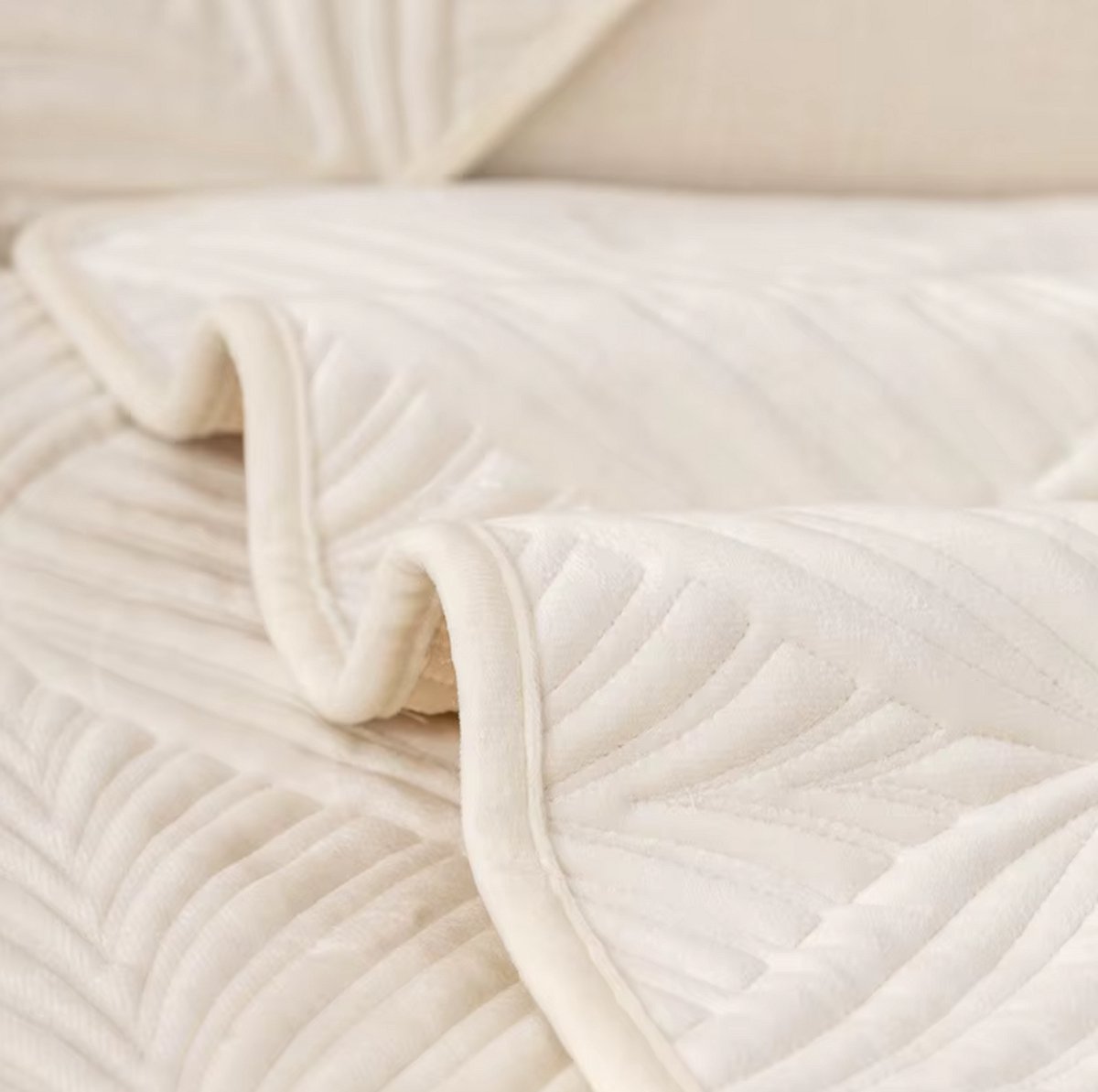 Witte Bankbeschermer voor Arm en rugleuning– Wasbaar, Anti-Slip & Optimale Bescherming per 2 stuks 70x70cm