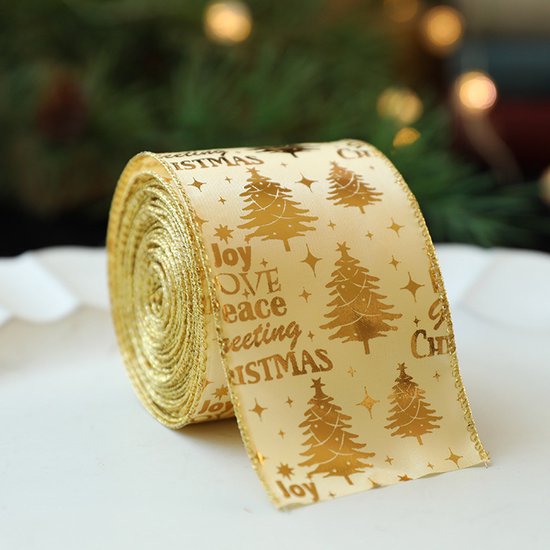 Rol crèmekleurig lint met gouden kerstbomen en de tekst 'Joy, Love, Peace, Christmas' in een glanzende afwerking.