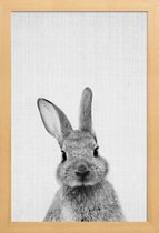 JUNIQE - Poster met houten lijst Konijn zwart-wit foto -13x18 /Wit &