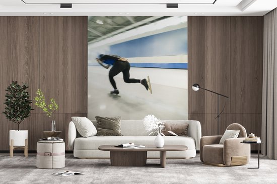Papier peint photo peint photo vinyle - Le patineur patine dur sur la glace largeur 175 cm x hauteur 240 cm - Tirage photo sur papier peint (disponible en 7 tailles)