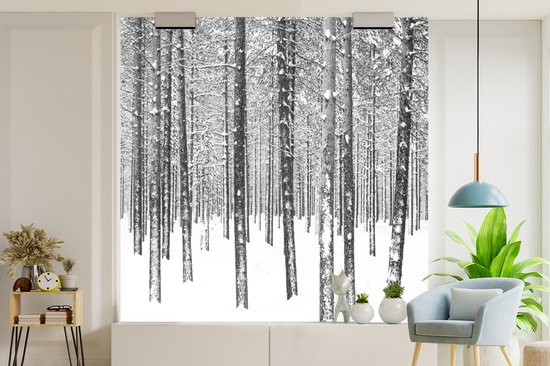 Behang - Fotobehang Dennenbomen in de sneeuw - Breedte 280 cm x hoogte 280 cm