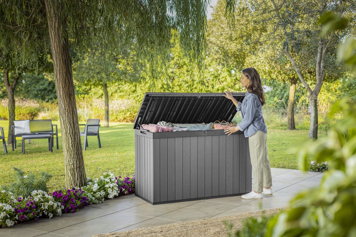 Keter Darwin Opbergbox - 670L - 142,5x65,5x89,52cm - Grijs