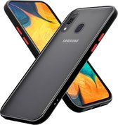 Cadorabo Hoesje voor Samsung Galaxy A20 / A30 / M10s in Mat Zwart - Rode Knopen - Hybride beschermhoes met TPU siliconen Case Cover binnenkant en matte plastic achterkant