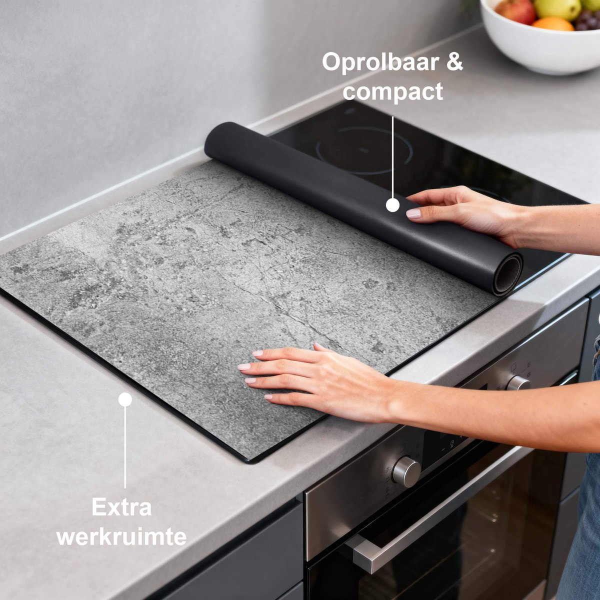 KitchenArt - Urban Stone – Inductie Beschermer - 81.2x52.7 cm - Kookplaat Beschermer - Luxe Afdekplaat Inductieplaat - Anti-slip & Oprolbaar - Beschermmat Inductiekookplaat