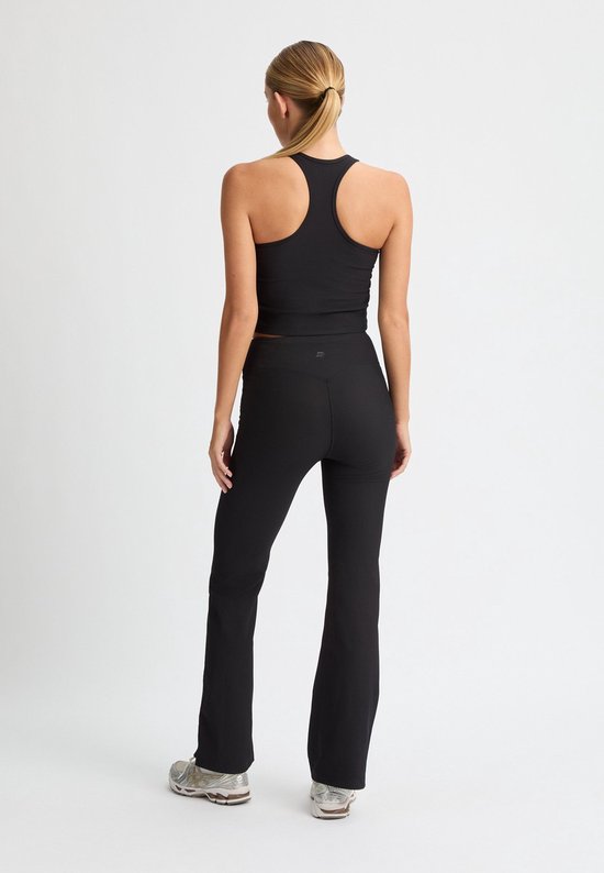 RÖHNISCH - ribbed r flare hw tight - Lange trainingslegging dames - Zwart — afbeelding 2