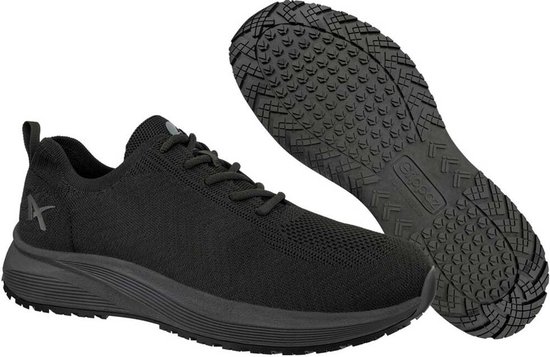 Zwarte gebreide sneaker met vetersluiting en de onderkant van de zool.