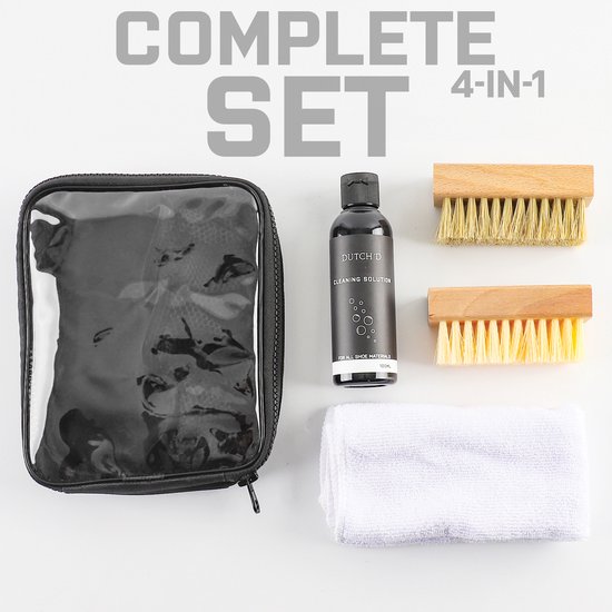 Een "COMPLETE SET 4-IN-1" met een toilettas, schoonmaakflesje, twee borstels en een witte handdoek.