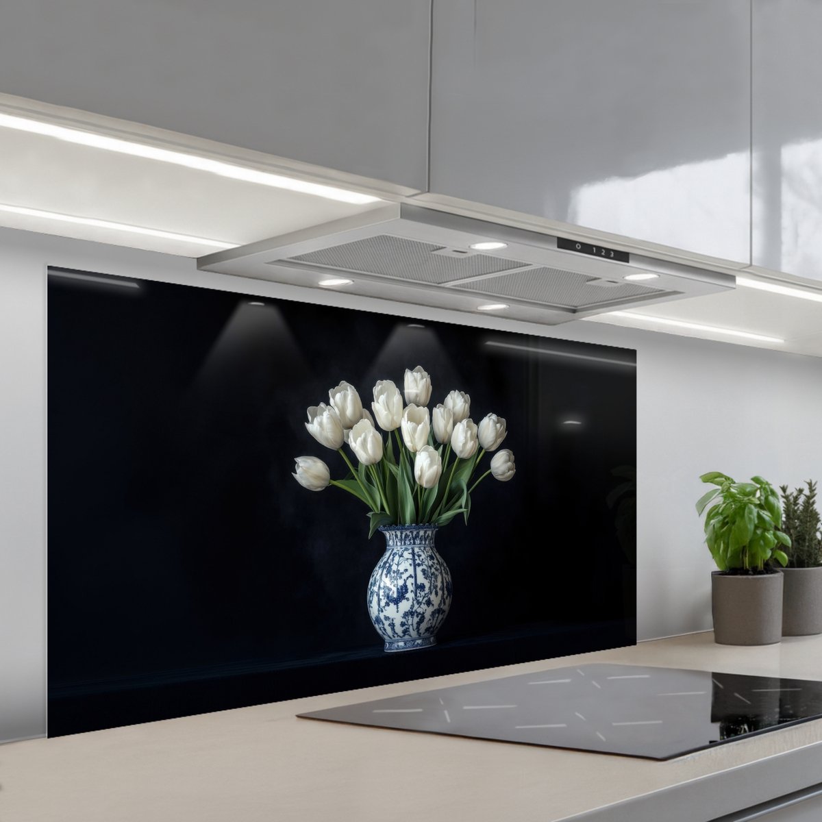 KitchenYeah Spatscherm 120x60 cm Zelfklevende achterwand Wit Bloemen Tulpen Vaas Keuken muurbeschermer Spatwand fornuis